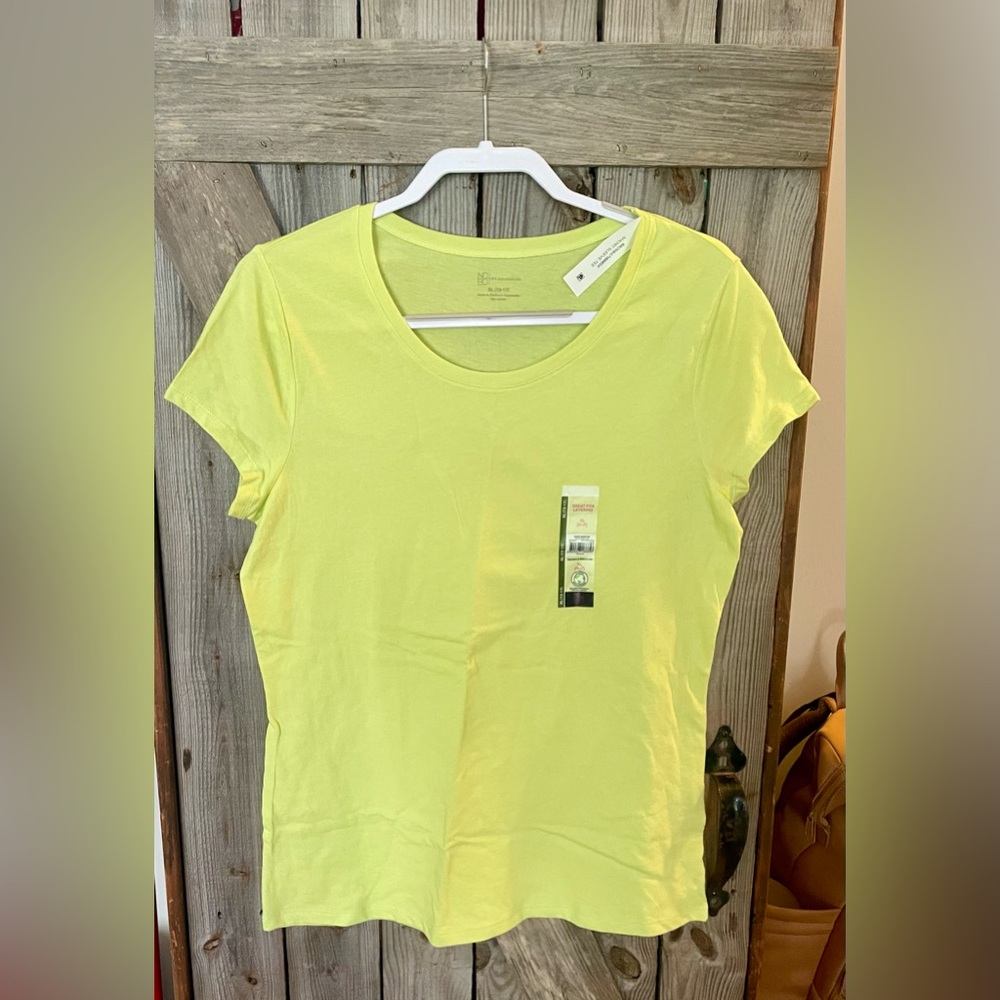 No Boundaries Lemon Short Sleeve Tee